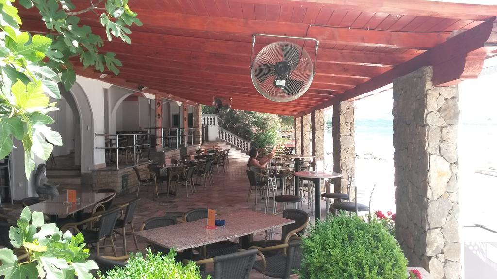 Apartman Monte Cristo Maslenica Exterior photo